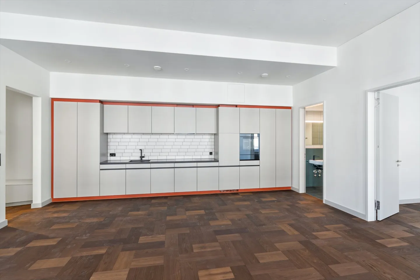 Première location - Vivre directement sur la Reuss et près du château d'eau ! - Photo 4 sur 10