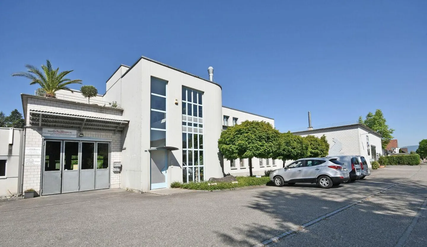 LOCAUX DE STOCKAGE BIEN SITUÉS - Photo 1 sur 10