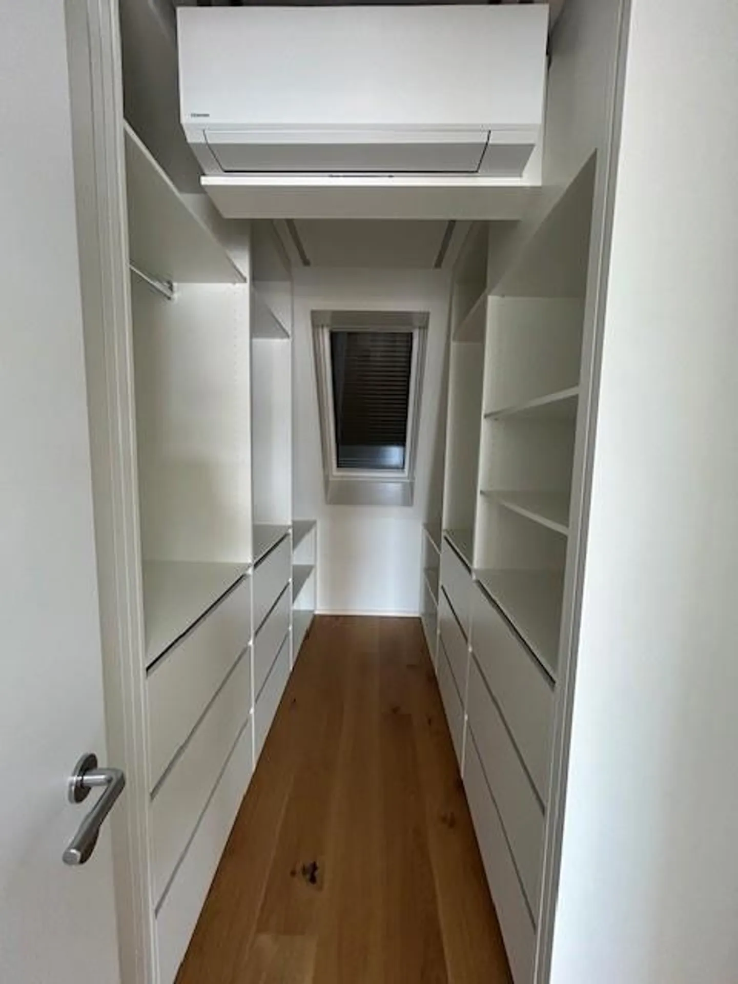 Charming Living in Exclusive Atmosphere - Photo 9 of 14