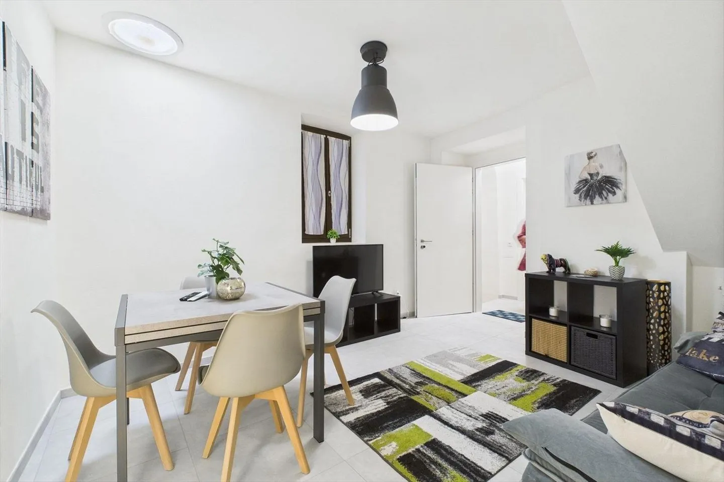 Morcote - Attraktives Einfamilienhaus ideal für Mehrgenerationen - Foto 1 von 13