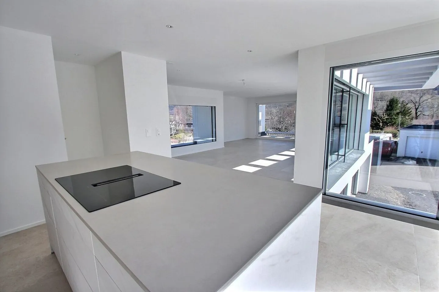 Moderne und helle Villa - Foto 12 von 13