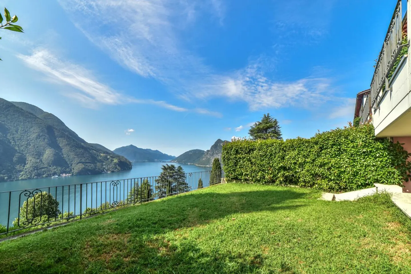 Elegantes Duplex mit Garten und atemberaubendem Blick auf den Luganersee - Foto 3 von 21