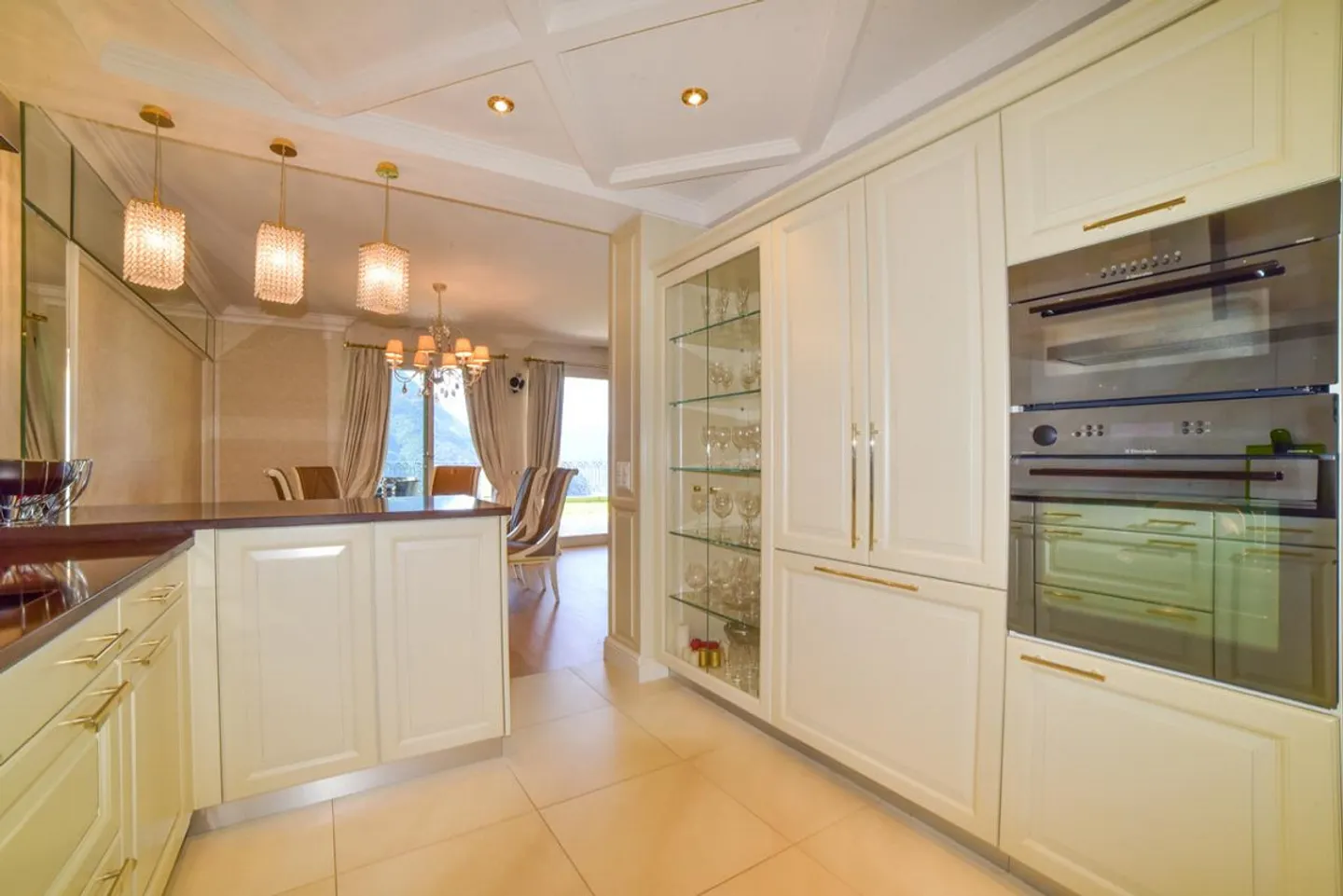 Elegantes Duplex mit Garten und atemberaubendem Blick auf den Luganersee - Foto 10 von 21