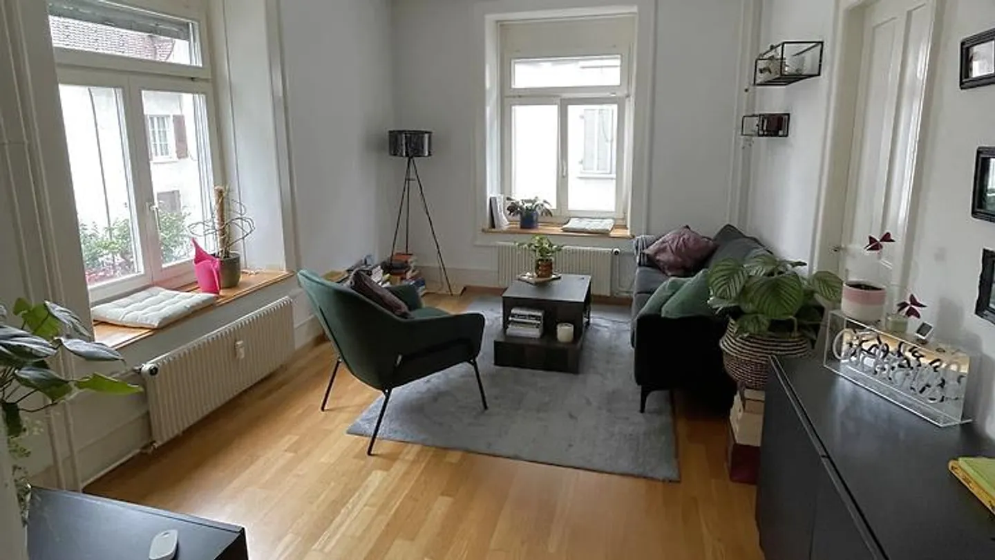 2½ ROOM APARTMENT IN BIEL/BIENNE (BE), FURNISHED, FIXED TERM - Photo 1 of 5