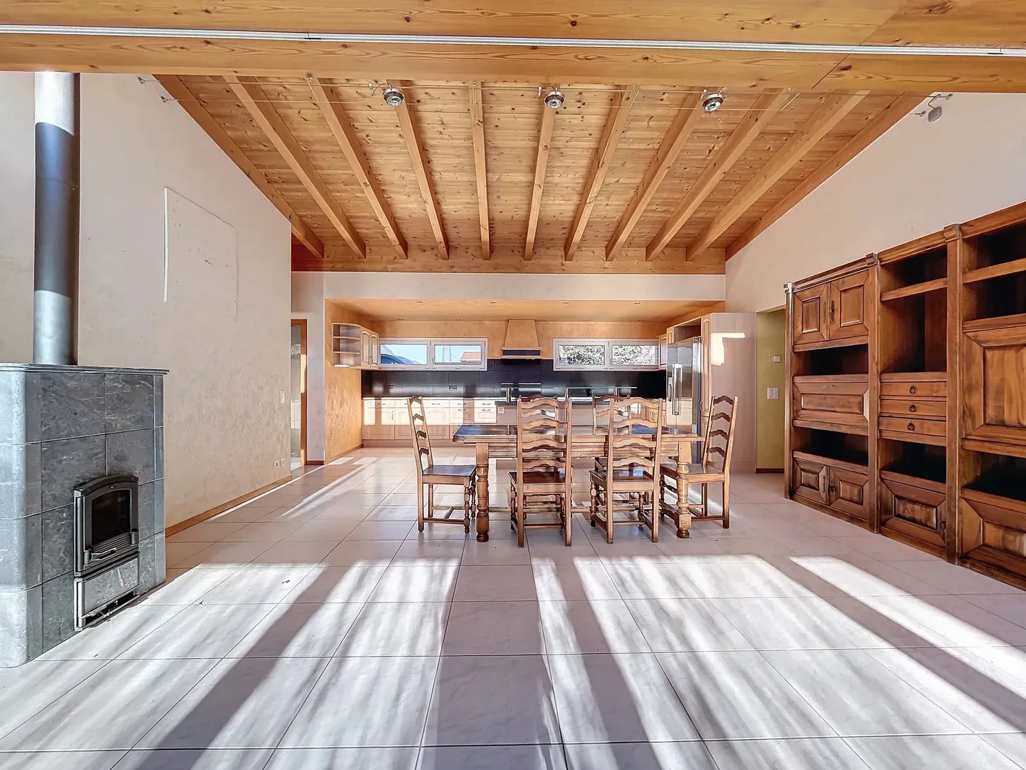 A place to realize your projects - Photo 3 of 12