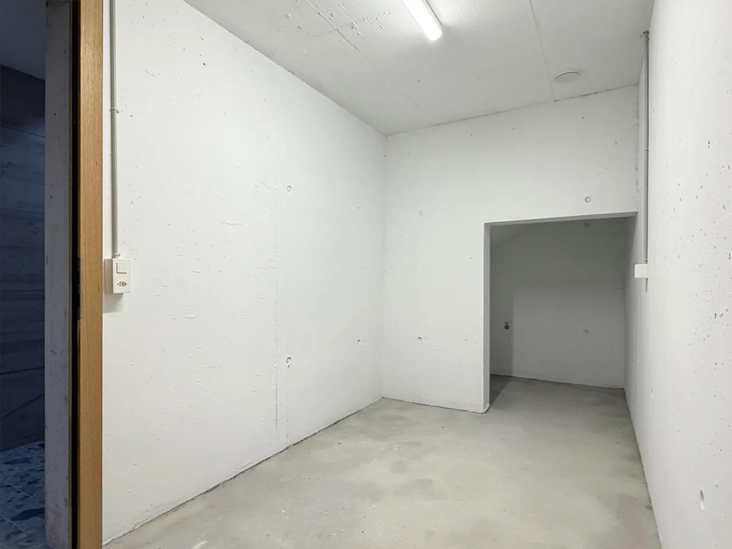 Espace commercial dans un emplacement de choix à 1 minute de la gare d'Uzwil - Photo 13 sur 17