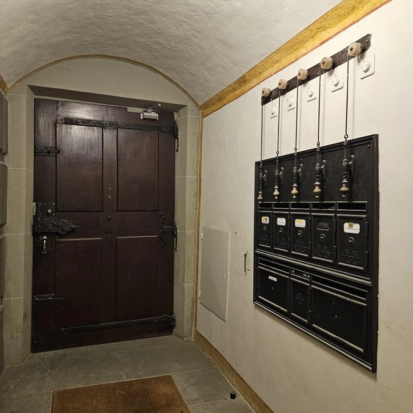 Nel cuore della città vecchia di Berna – vivere in Junkerngasse, storica - Foto 2 di 5