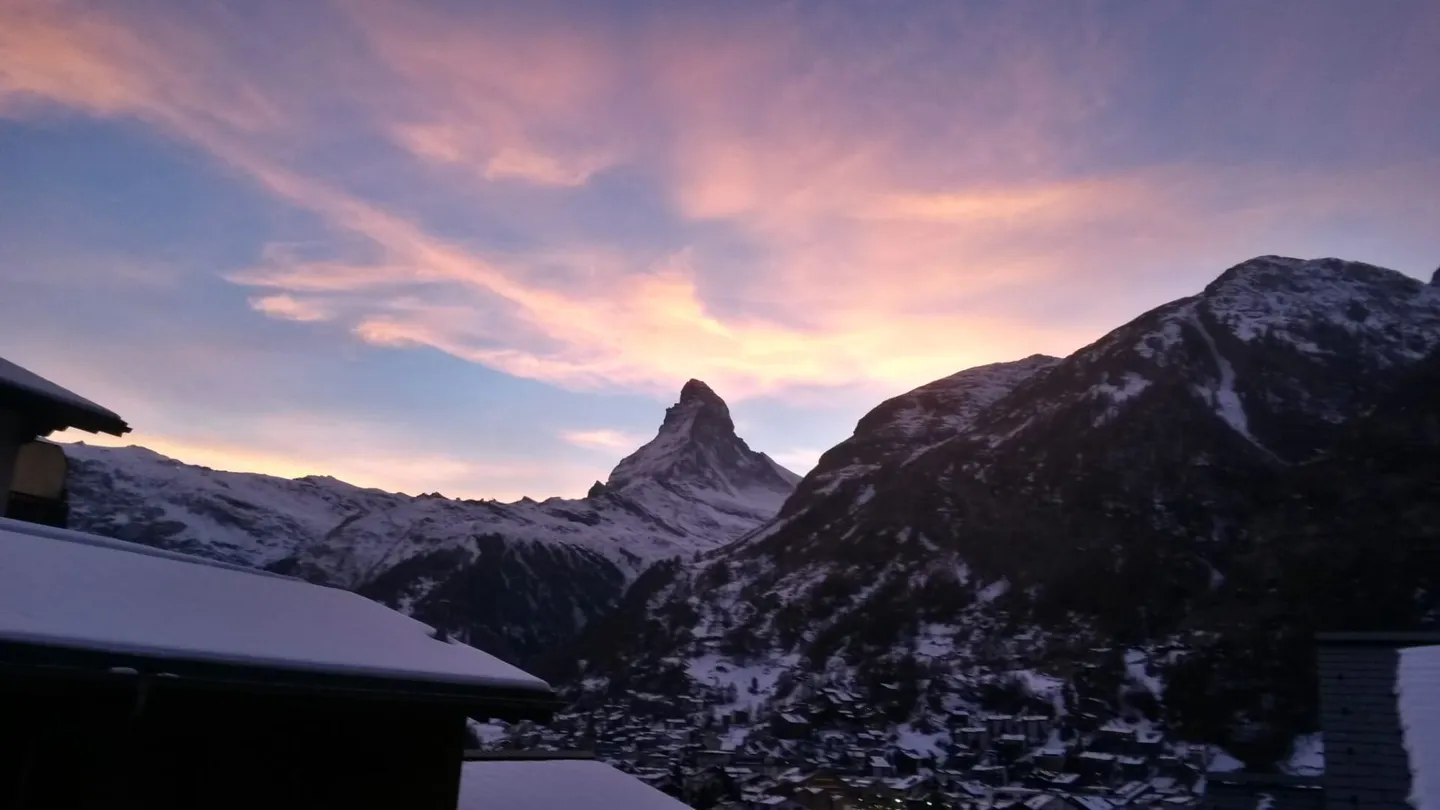Charming Pearl 2.5 Room Second Home in Zermatt with Unobstructed Matterhorn View - Photo 16 of 16
