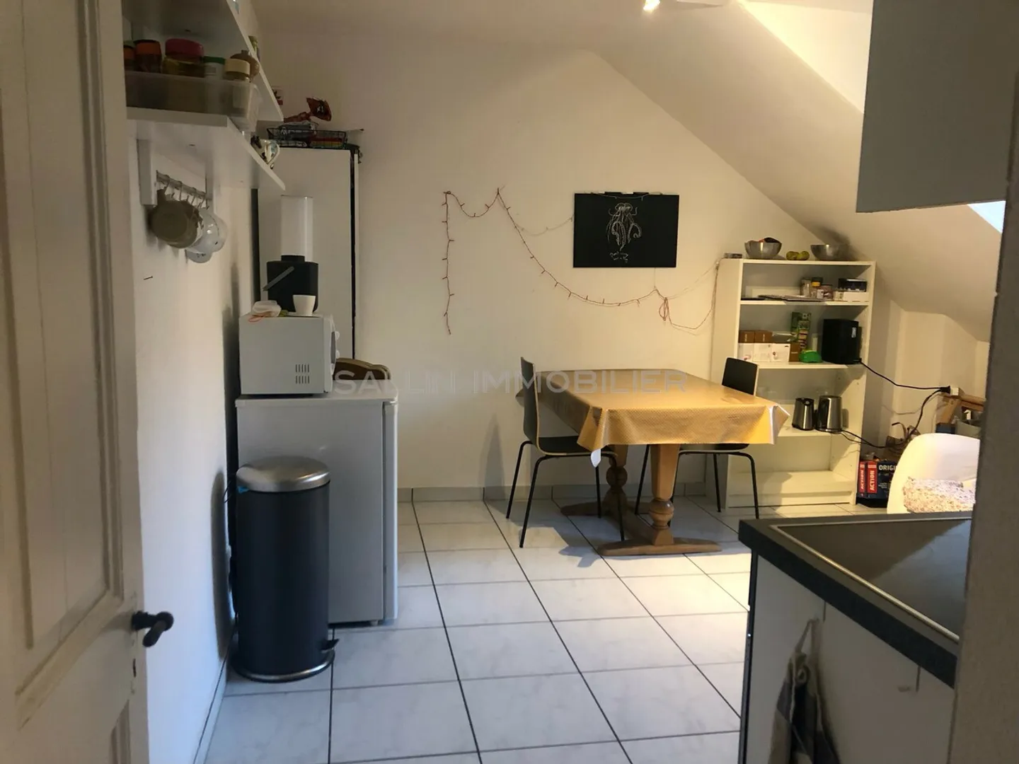 APPARTEMENT  DE 3œ PIECES  PROCHE DE TOUTES COMMODITES - Photo 3 sur 12