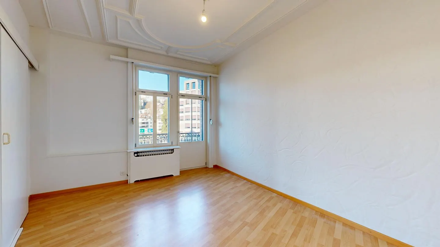 Spacious, bright Art Nouveau apartment - Photo 7 of 7