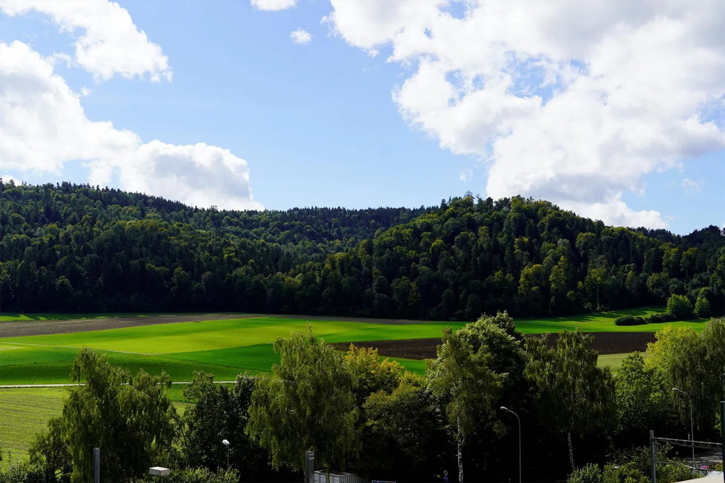 ATTIKA-LOCATION INITIALE! 7/24 Visite-u.kueng@l-b.ch-Contactez-nous maintenant! - Photo 1 sur 13
