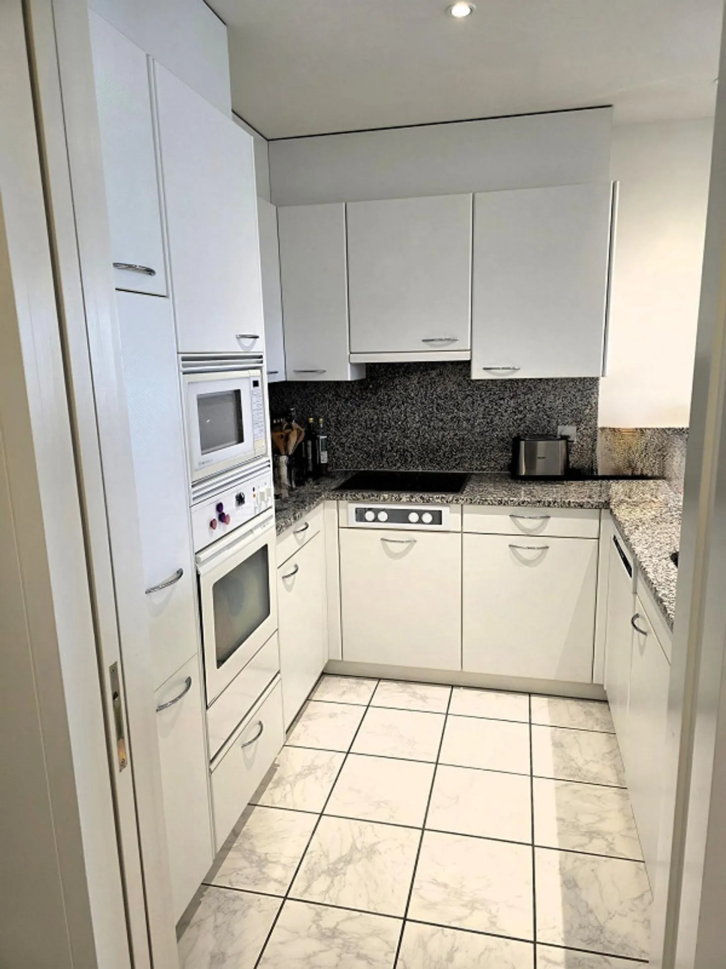 Recherche d'un nouveau locataire : charmant appartement de 3,5 pièces avec vue - Photo 6 sur 17