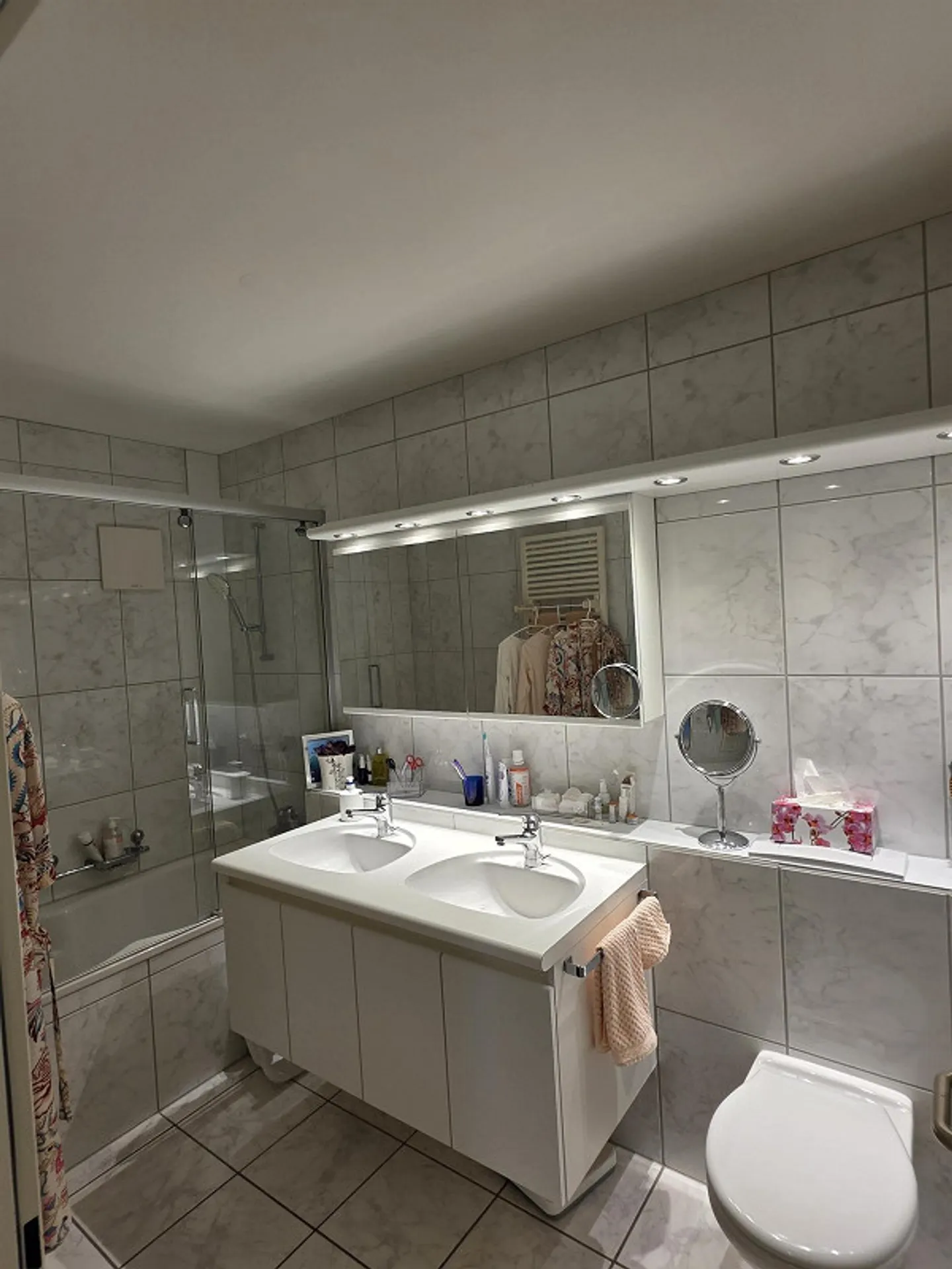 Recherche d'un nouveau locataire : charmant appartement de 3,5 pièces avec vue - Photo 9 sur 17