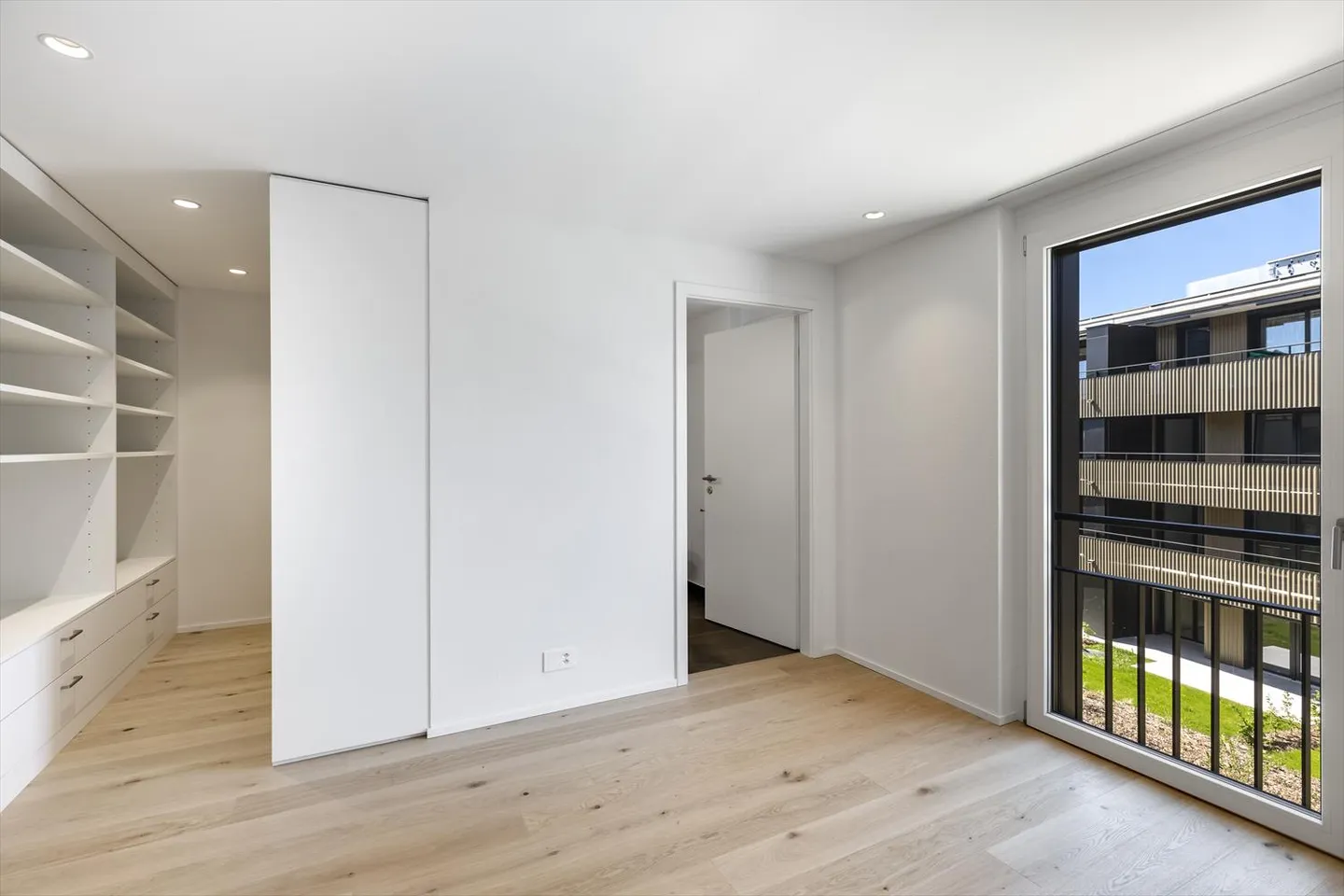 4.5 Room Apartment - Photo 5 of 10
