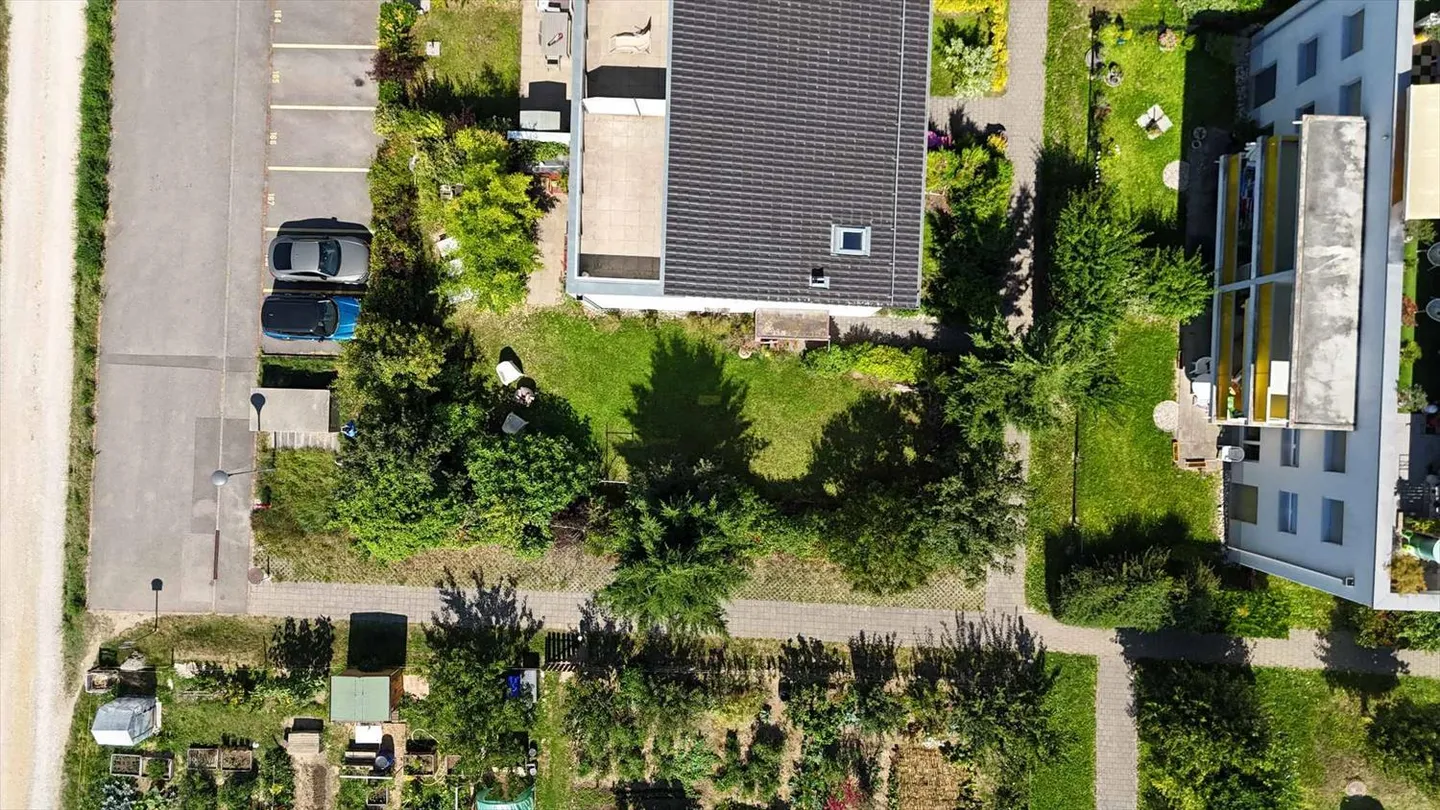 Casa a schiera spaziosa in pendenza sud con 5,5 camere - Foto 13 di 13