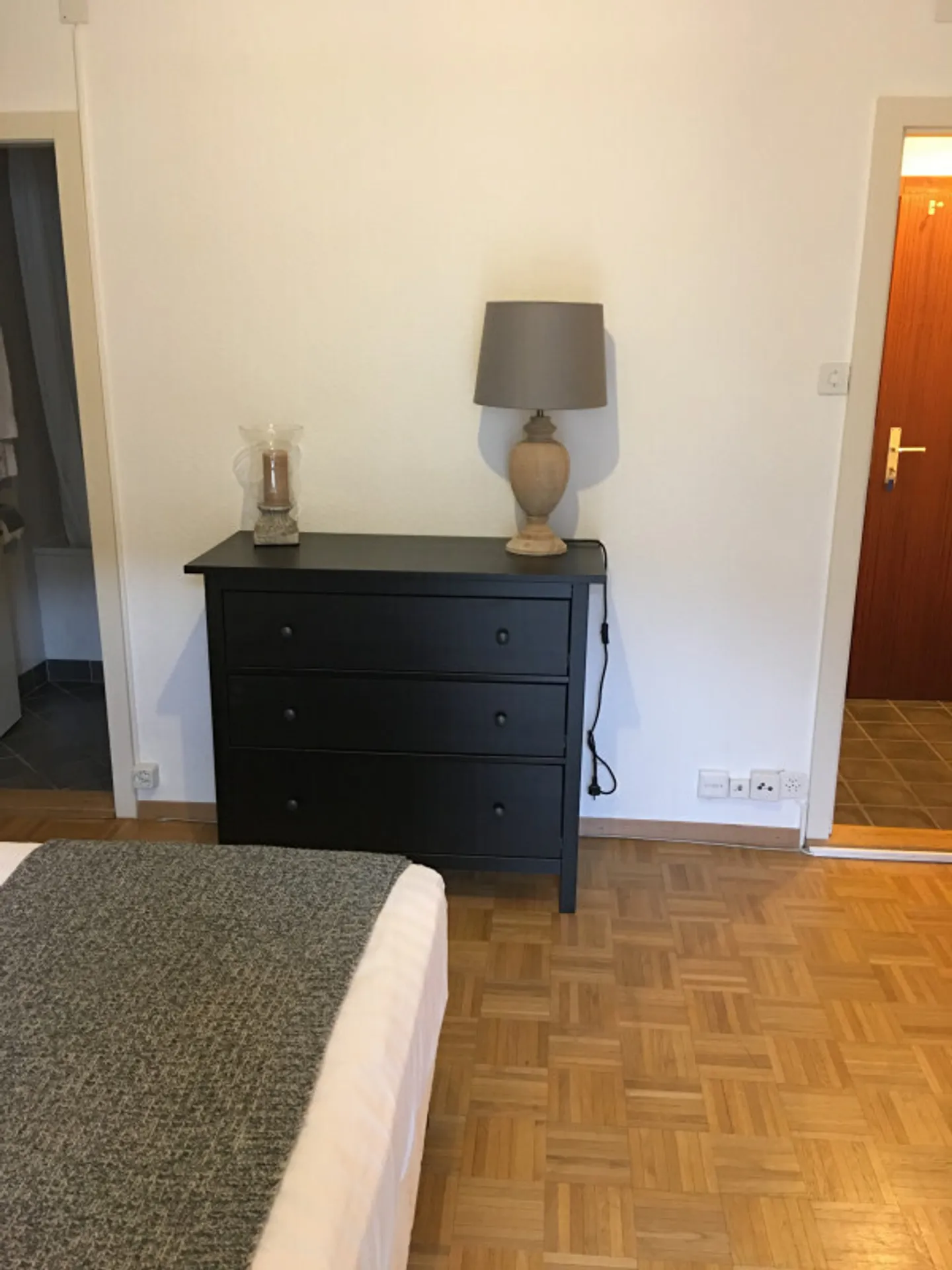 STUDIO city center near Cornavin train station - Photo 4 of 5