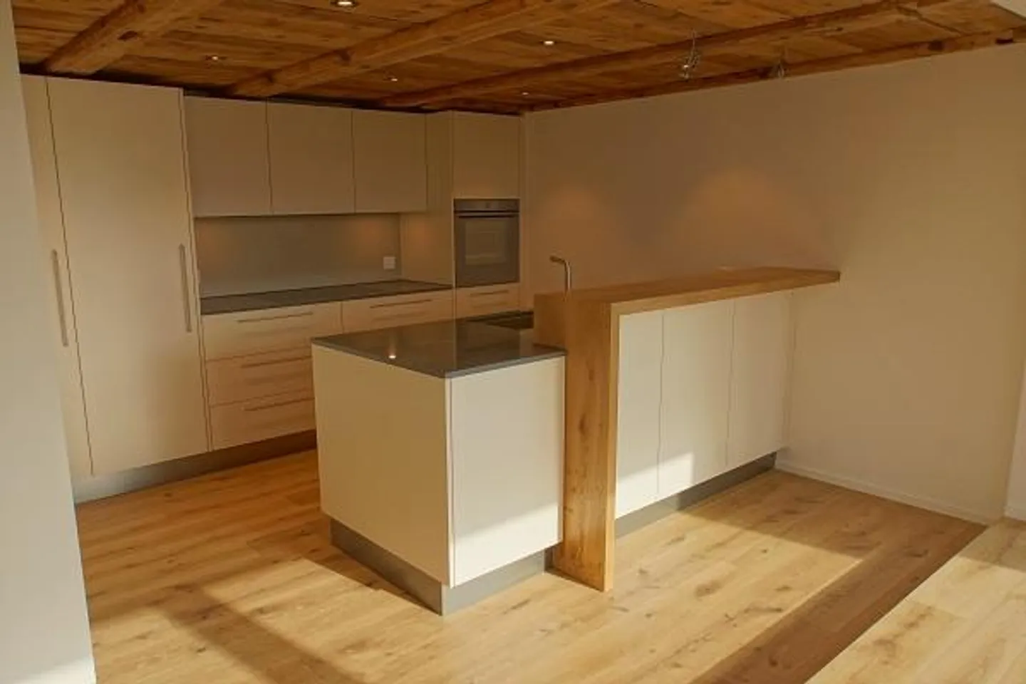 Appartement à vendre - Photo 2 sur 7