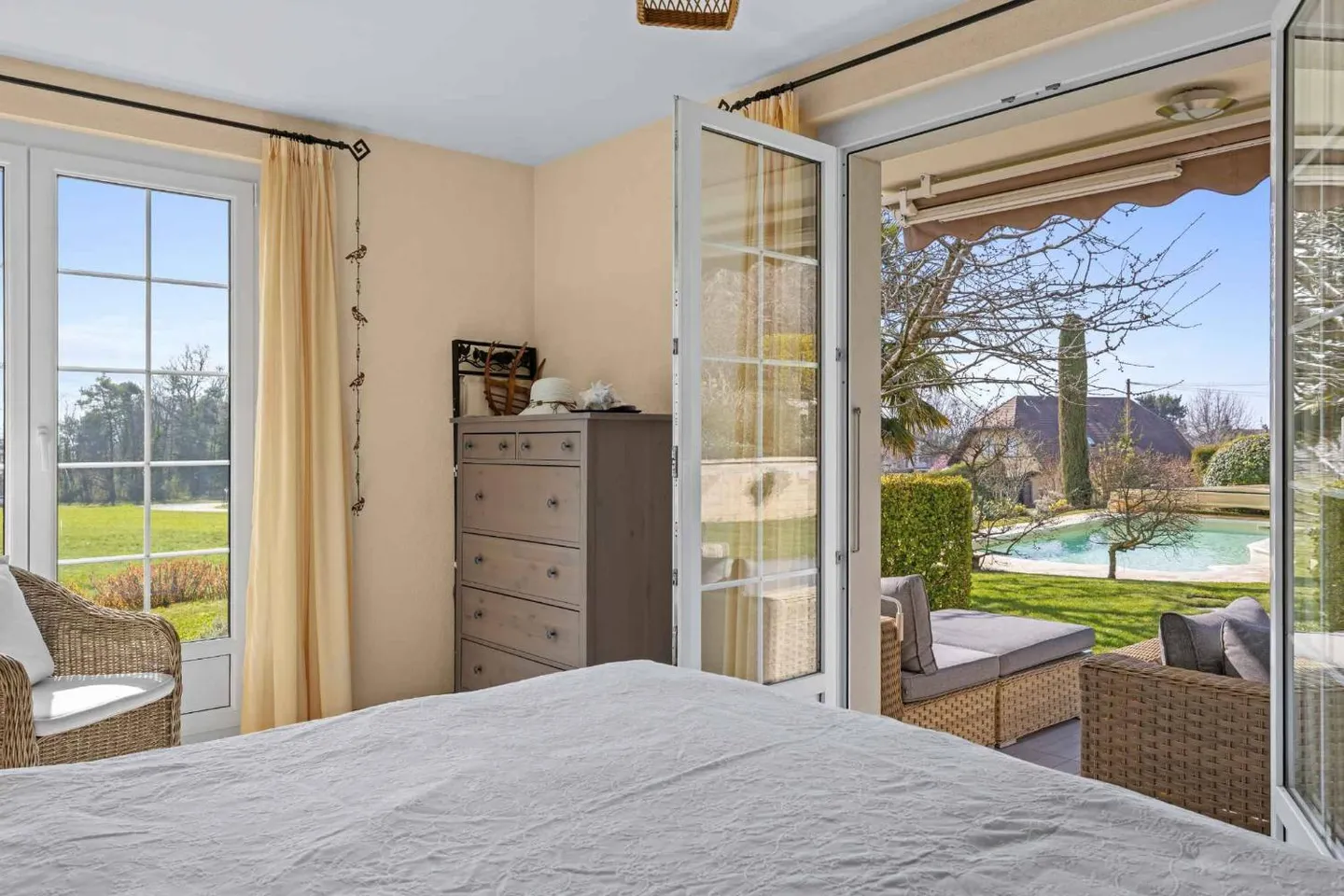 EXKLUSIVITÄT - Magnifikan Einfamilienhaus im Waadtländer Stil - Foto 5 von 13