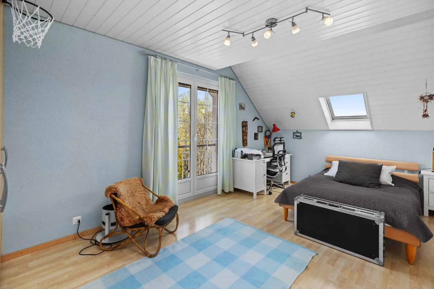 EXKLUSIVITÄT - Magnifikan Einfamilienhaus im Waadtländer Stil - Foto 8 von 13