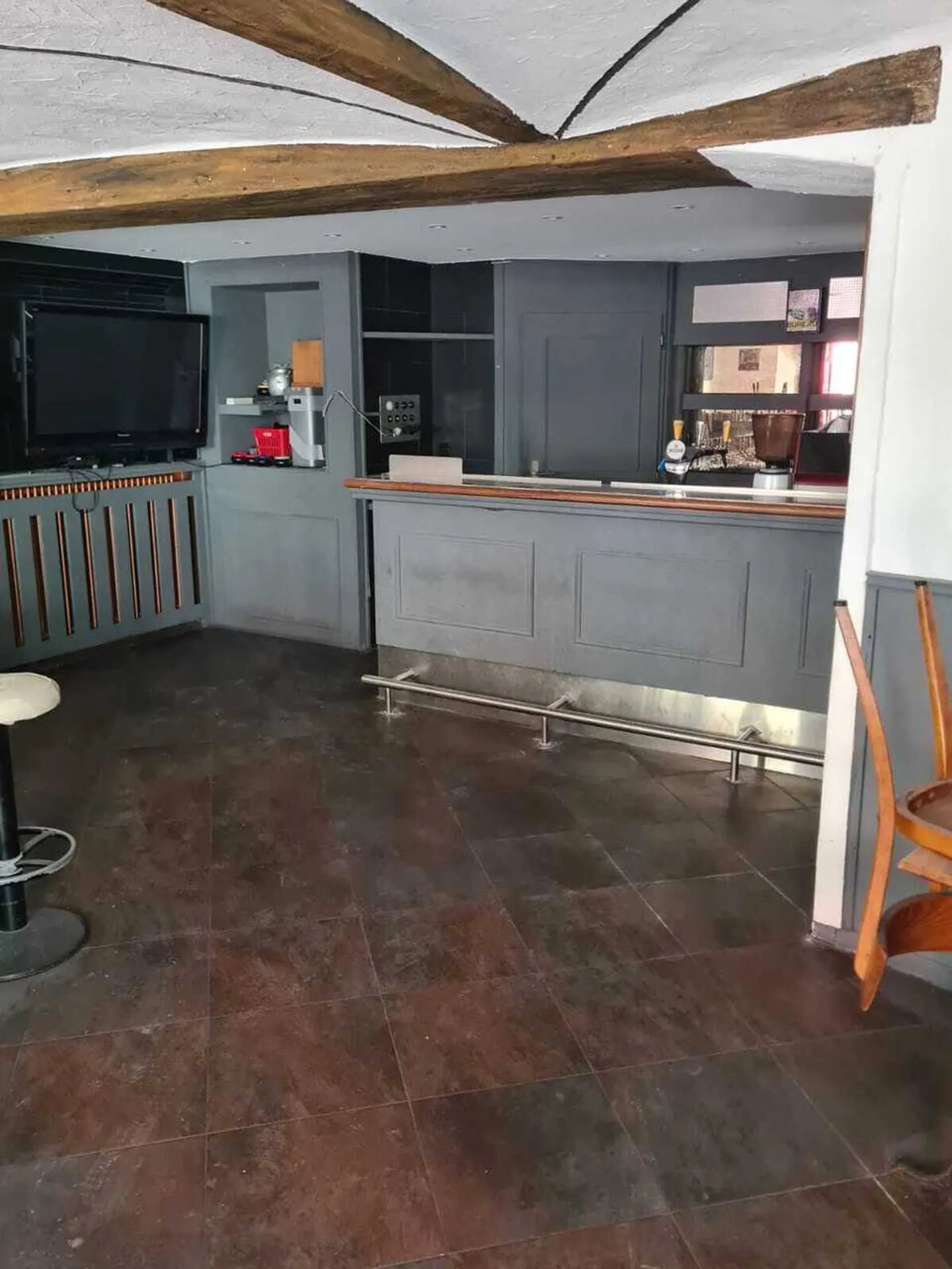 Café Bar on the ground floor with terrace - Photo 3 of 3