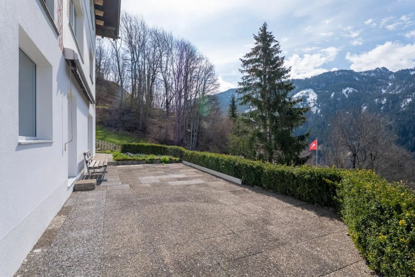 Vivre avec une vue. Appartement de 4,5 pièces fraîchement rénové près d'Arosa - Photo 11 sur 17