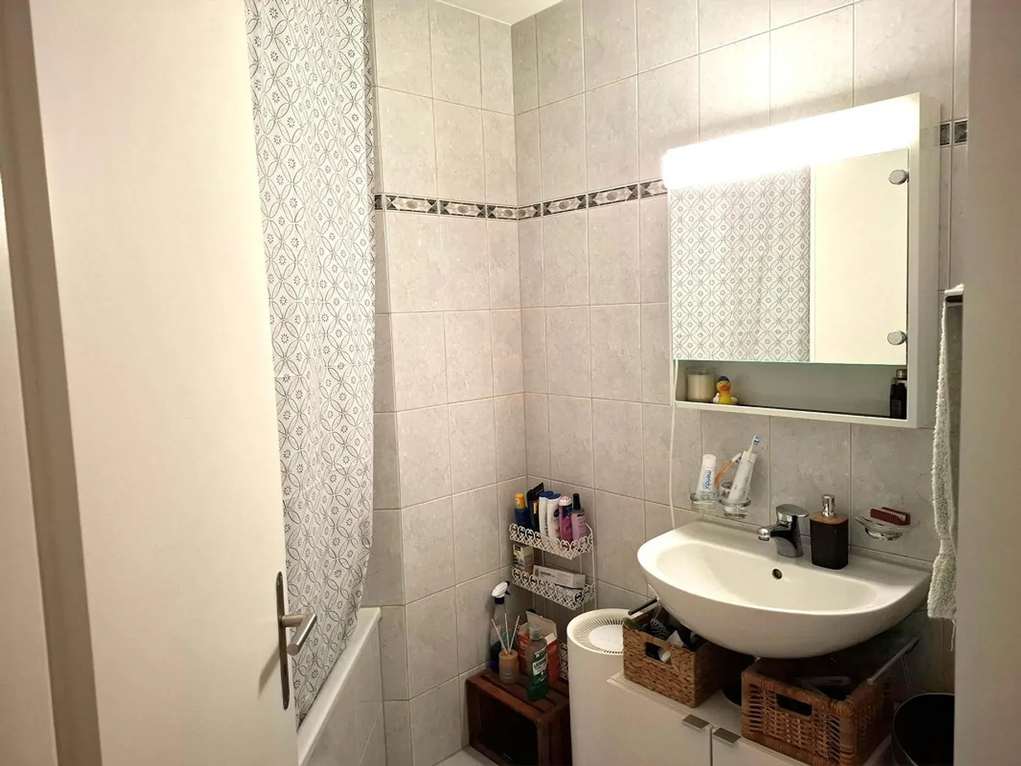 Bright 5.5 room apartment in a family-friendly residential area - Photo 6 of 6