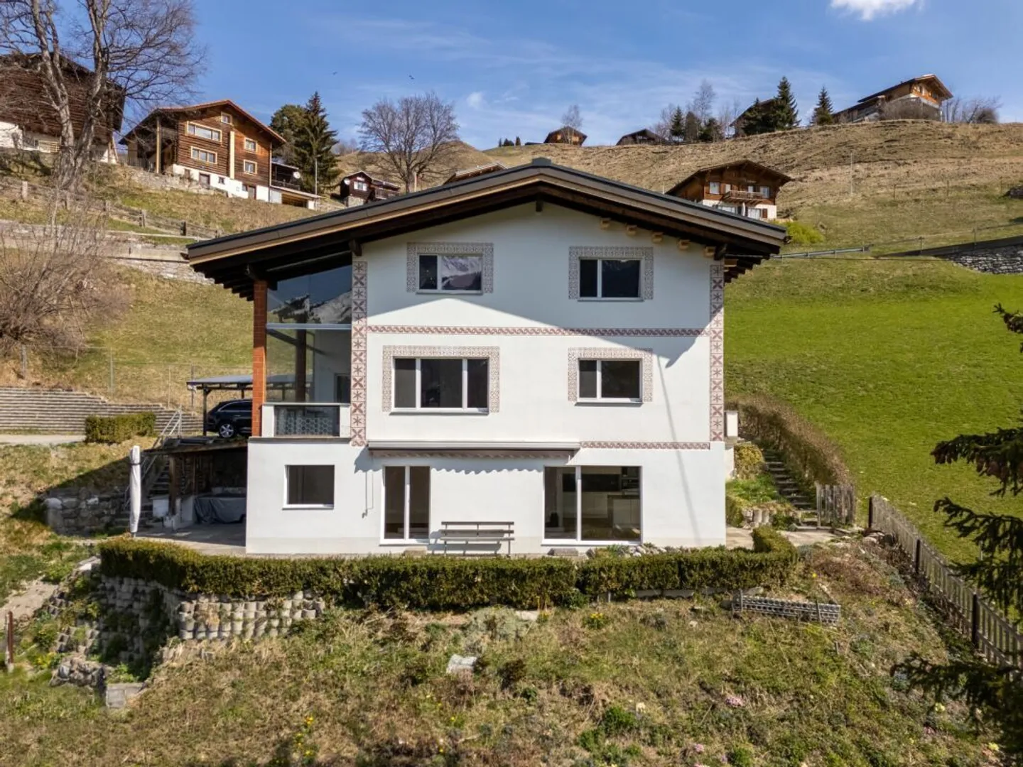 Vivre avec une vue. Appartement de 4,5 pièces fraîchement rénové près d'Arosa - Photo 15 sur 17