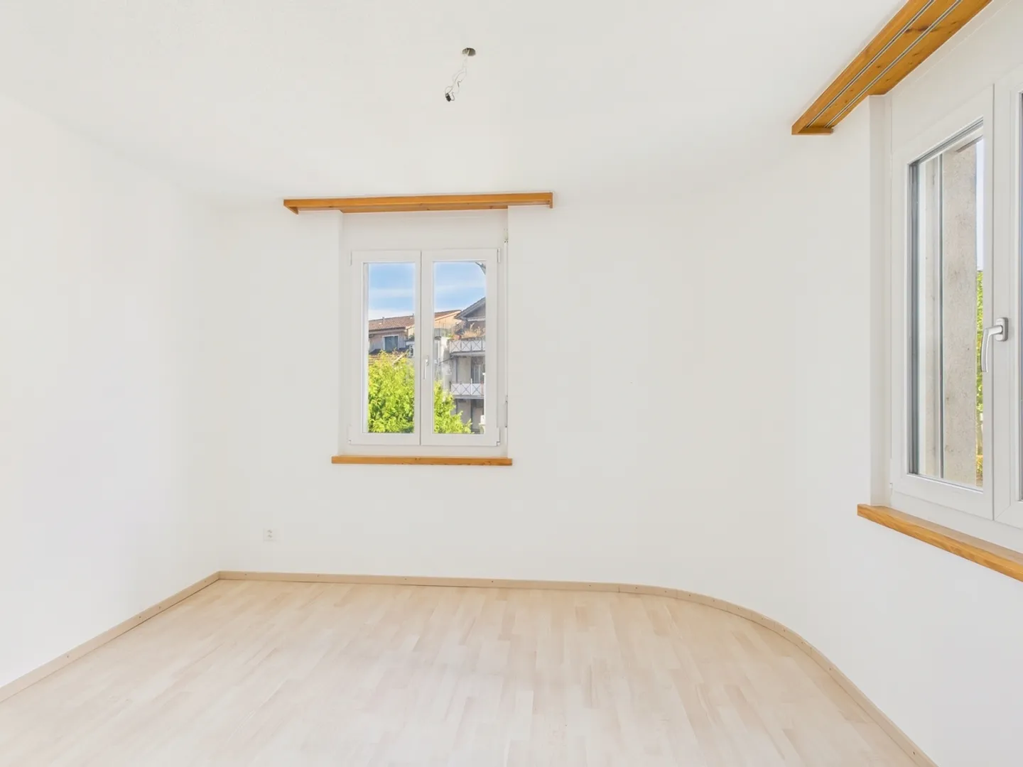 Freshly renovated 4.5-room apartment in Flawil - Photo 8 of 13