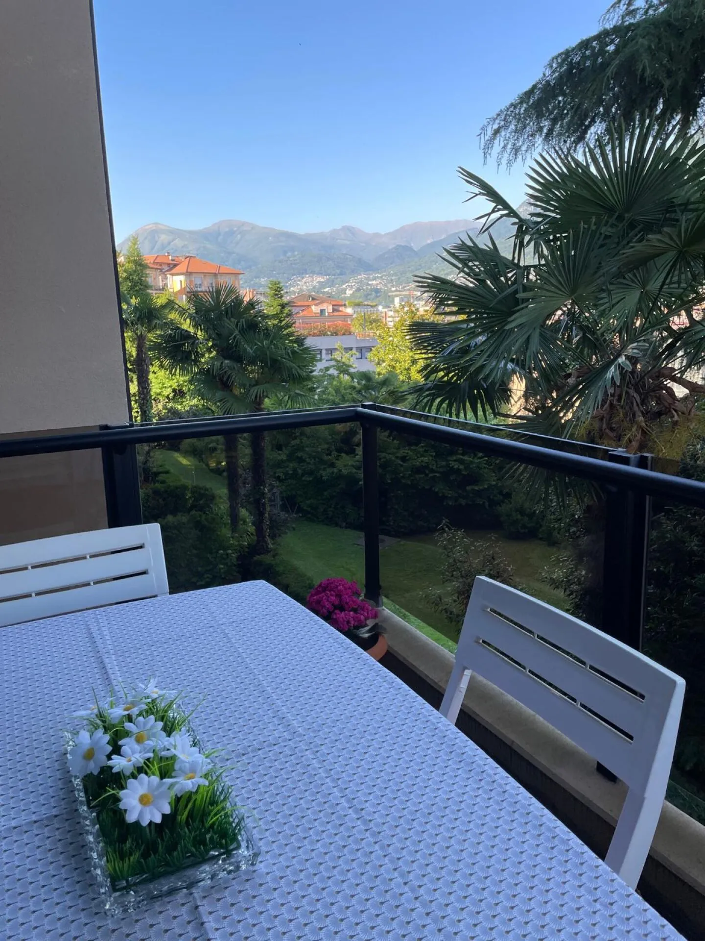 For sale elegant 3.5 rooms in the heart of Lugano - Photo 1 of 9