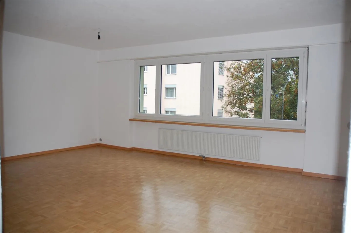 Sunny, spacious 4.5 room apartment for rent from April 1st - Photo 6 of 17