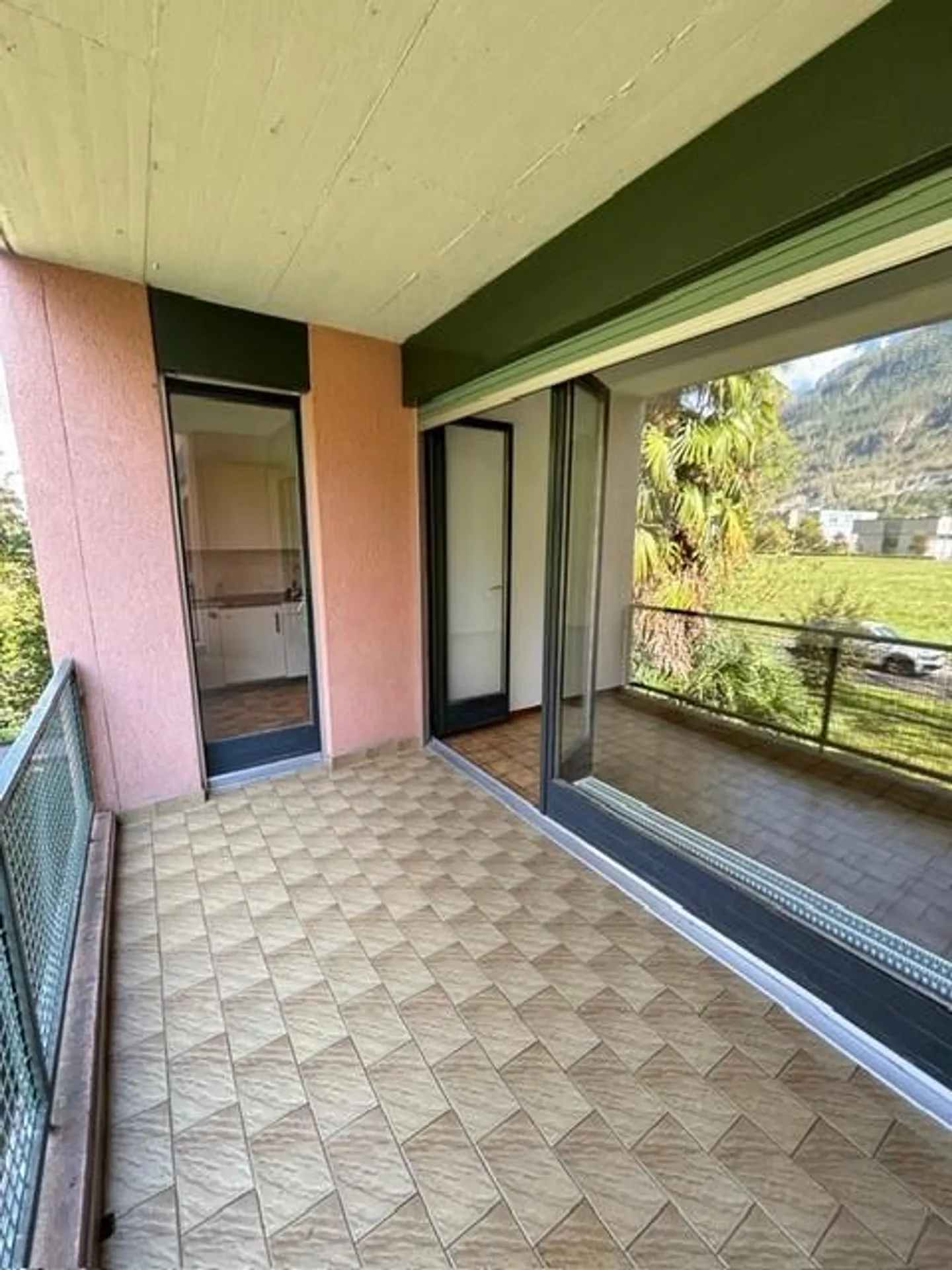 Comfortable apartment with balcony - Photo 13 of 13