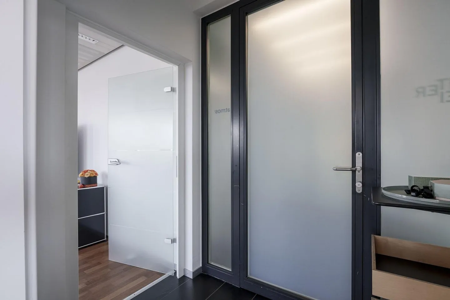 Modernes Büro in Glattbrugg - Foto 3 von 6