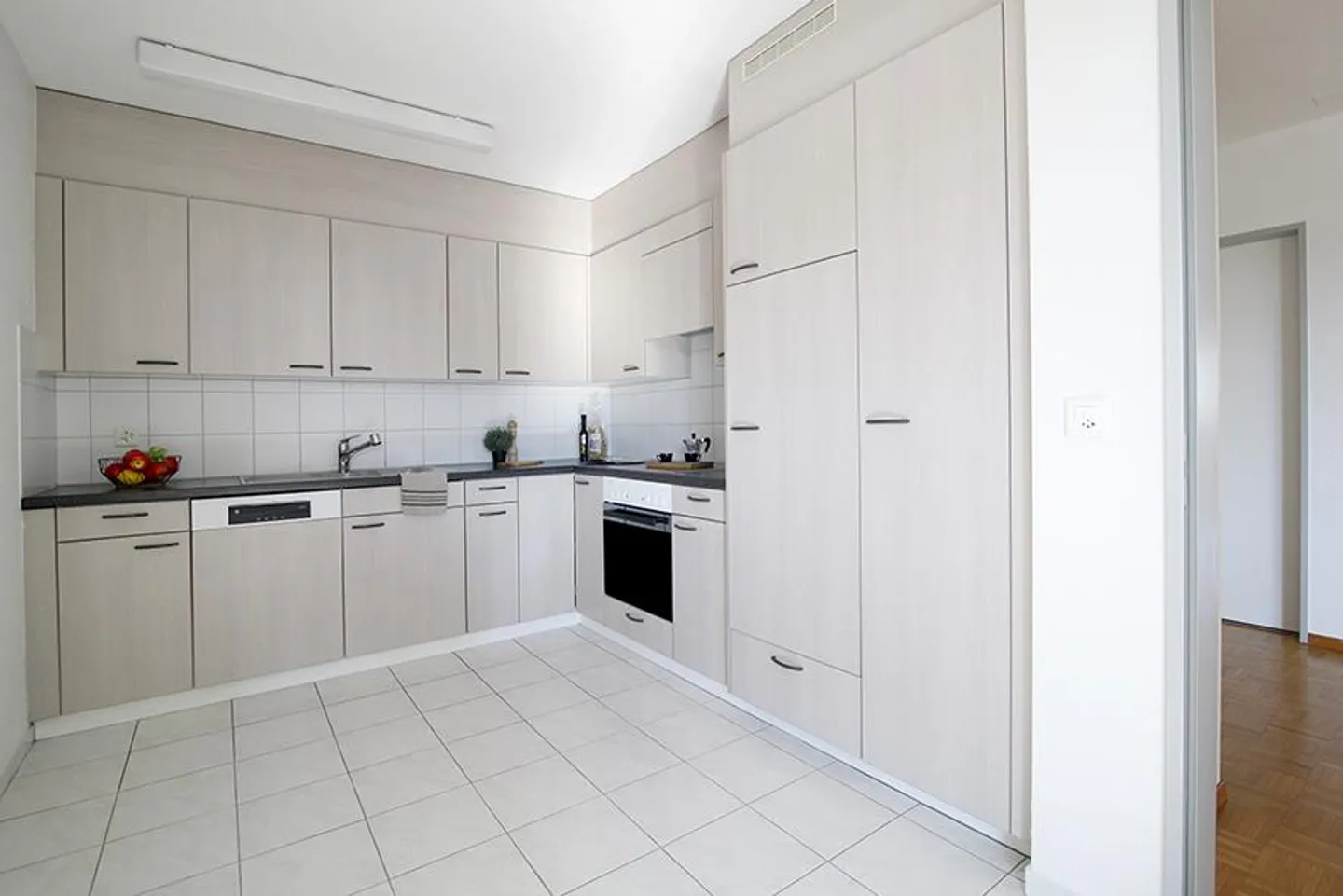 Attractive living in the midst of Weinfelden! - Photo 4 of 10