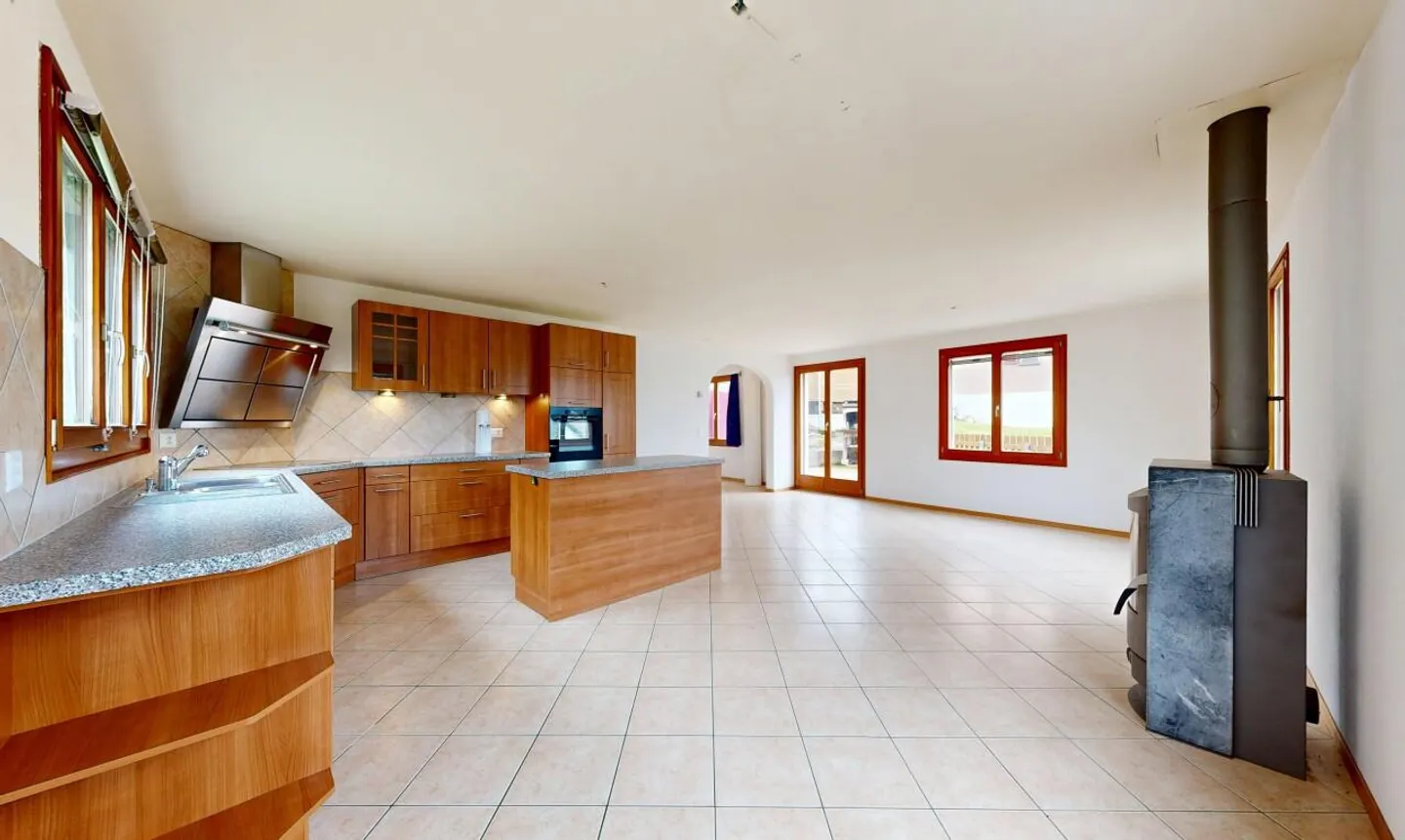 Magnifica villa indipendente con basse spese e contesto idilliaco - Foto 4 di 11
