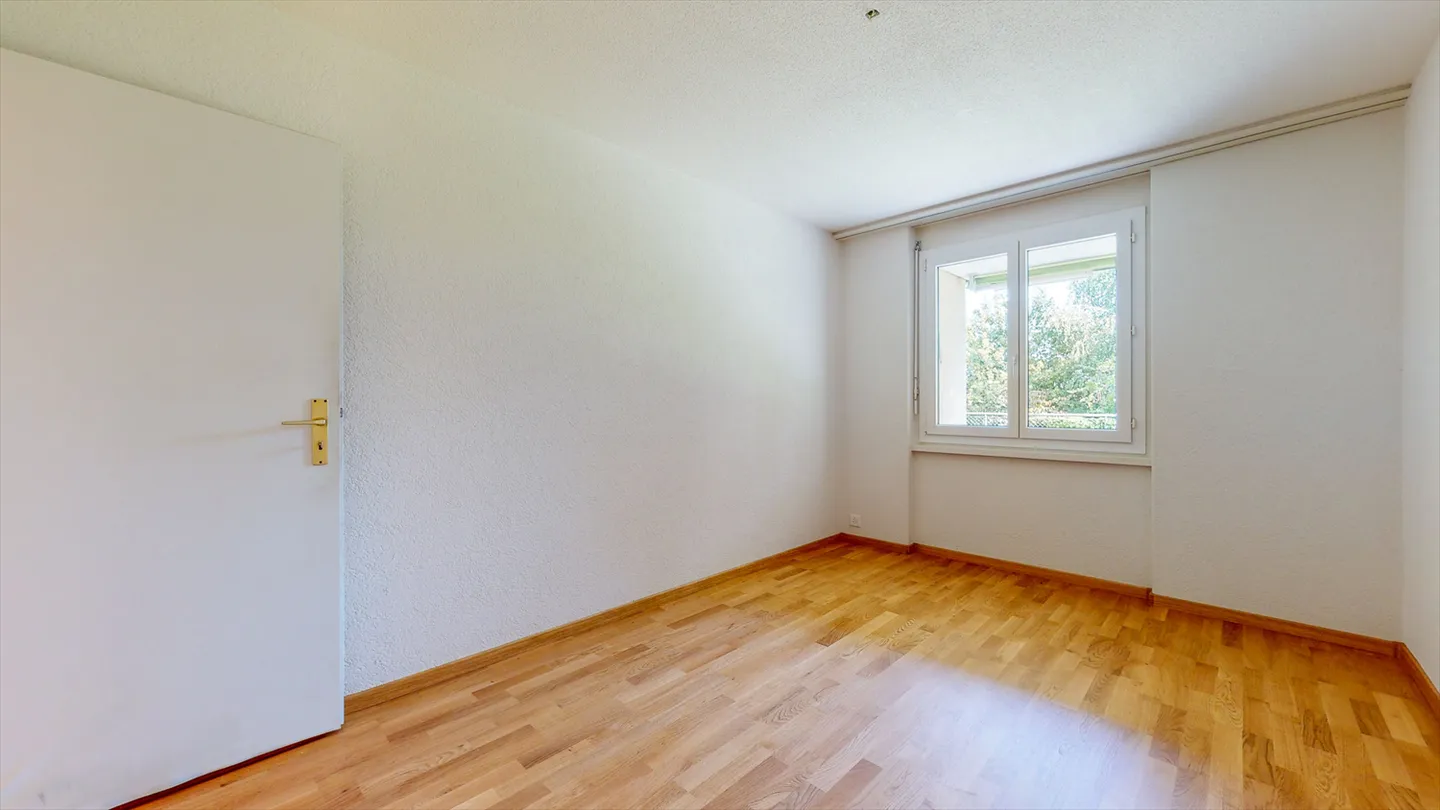 Apartment for rent - Photo 8 of 9