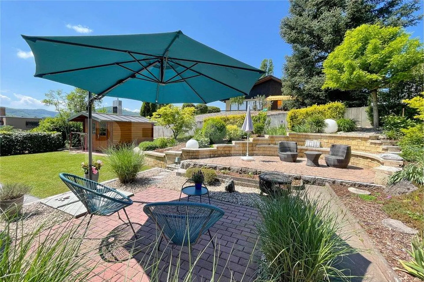 Oasi di giardino - Casa indipendente con vista su Magden in vendita - Foto 3 di 13