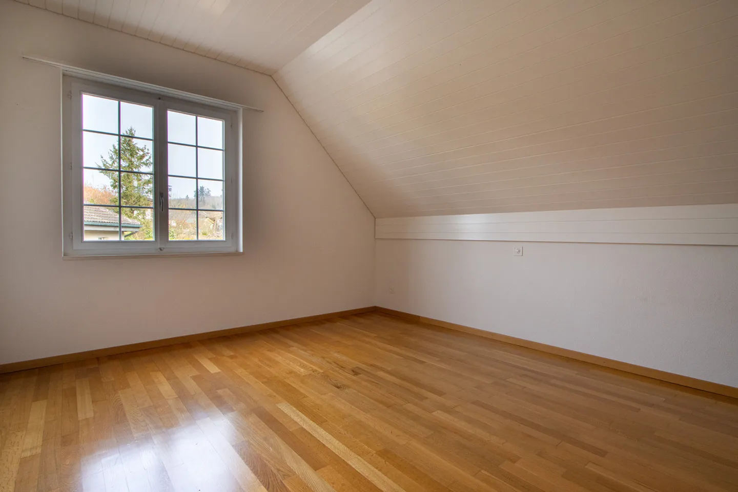 Charmantes Einfamilienhaus in Lyss - Foto 13 von 15