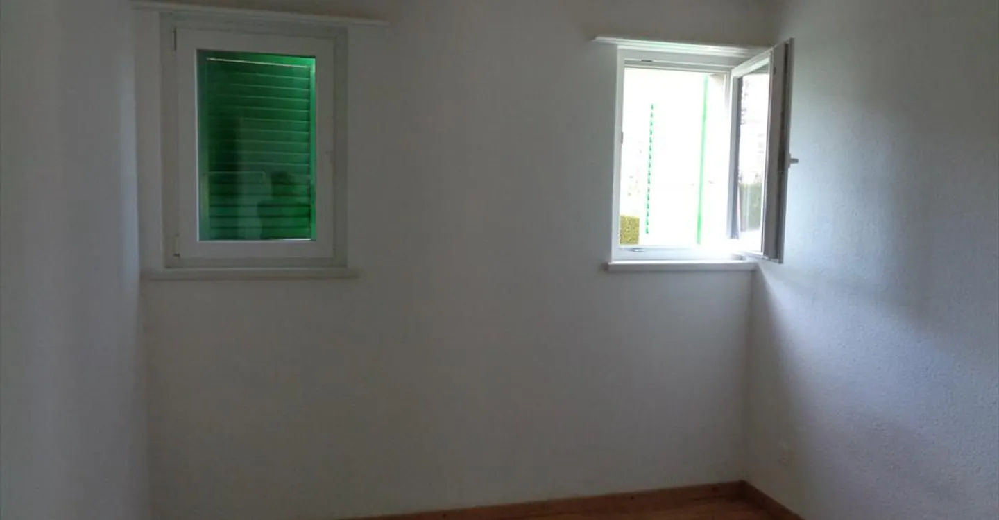 Wohnung befindet sich in einem kleinen Gebäude von 4 Einheiten. - Foto 9 von 11