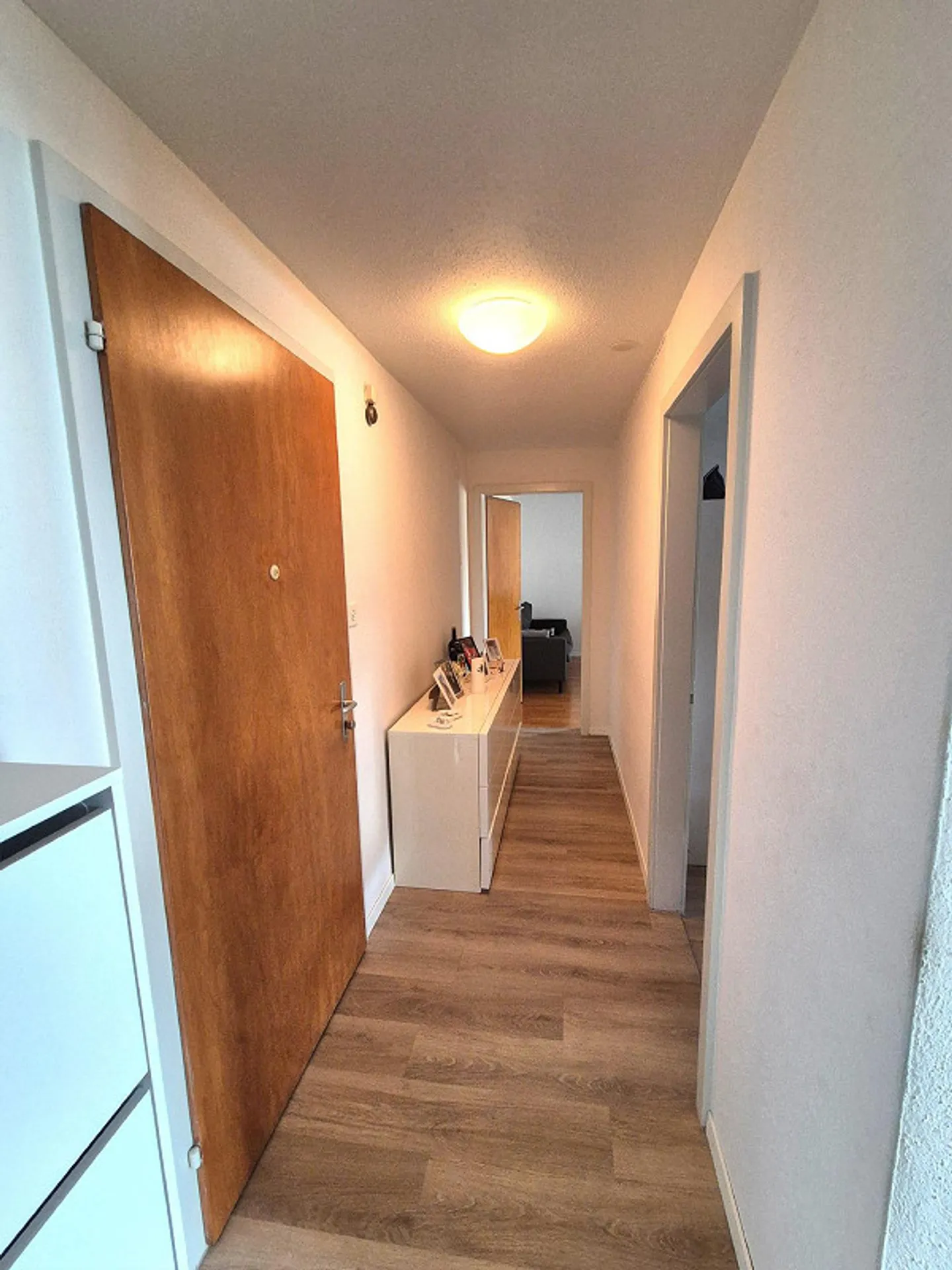 Affordable 2-room apartment in the heart of Münchwilen - Photo 4 of 8