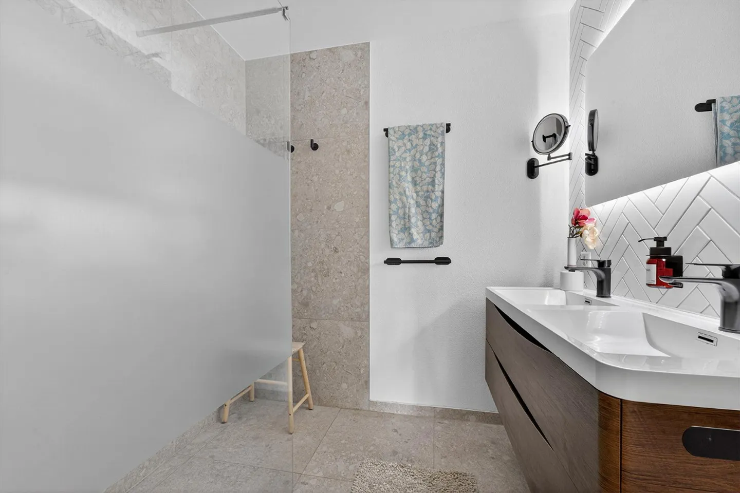 Appartement de jardin 4½ pièces élégant dans le quartier de Kapf, Emmenbrücke - Photo 7 sur 8