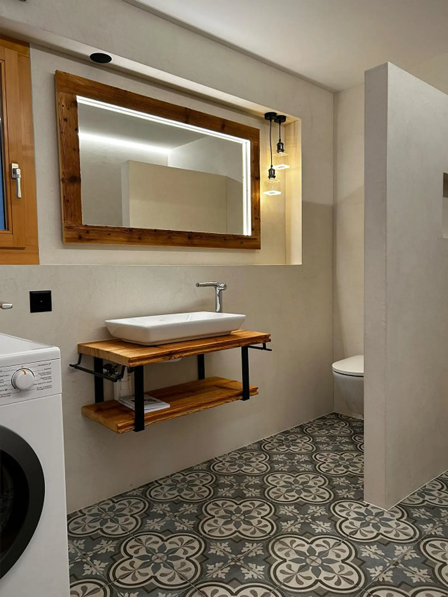 Neue 2.5 Zimmer Wohnung mit Garten - Foto 2 von 8