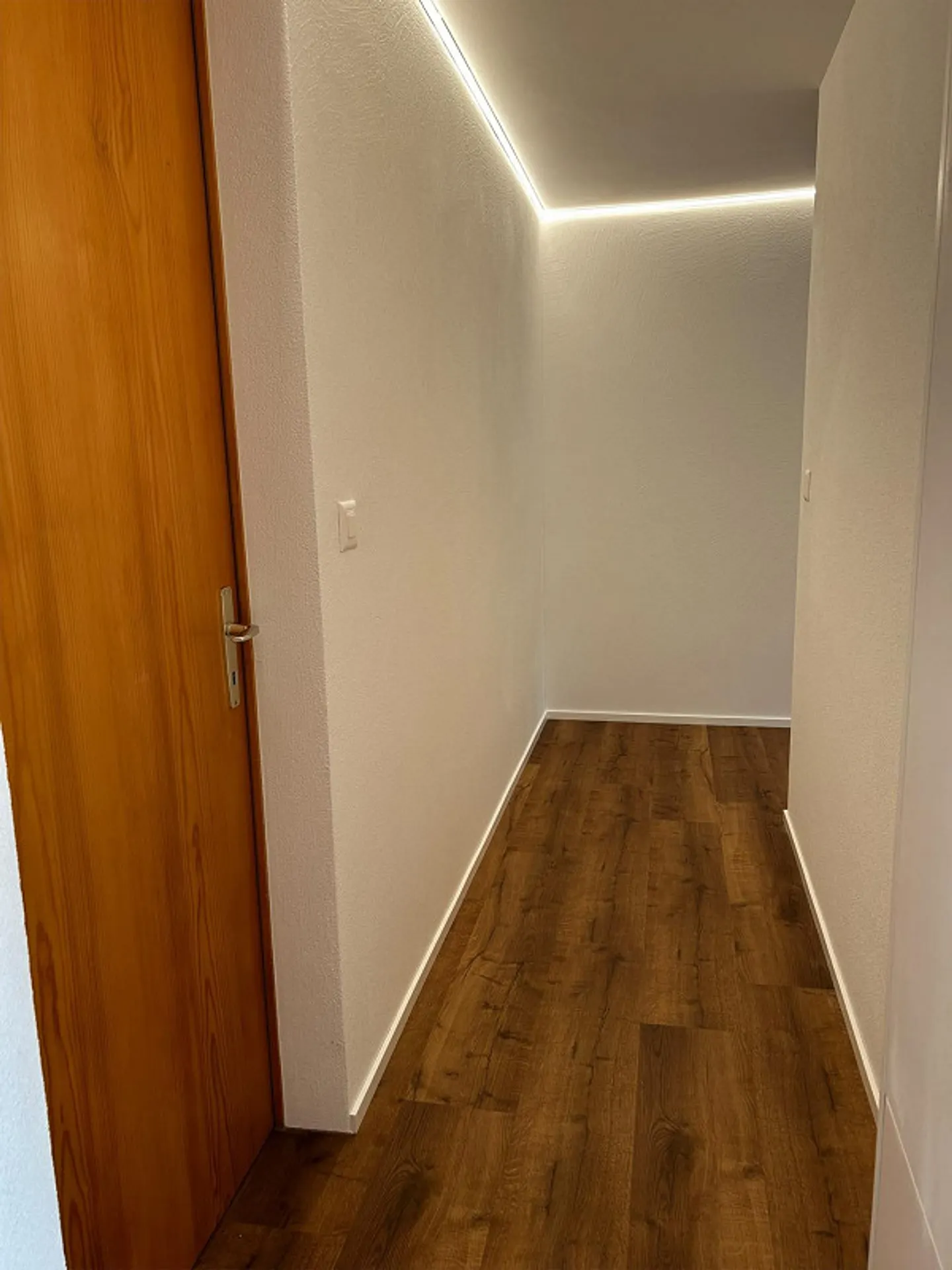 Neue 2.5 Zimmer Wohnung mit Garten - Foto 4 von 8