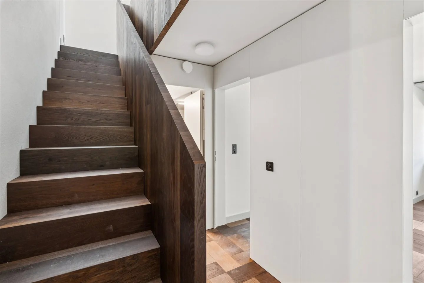 First rental - Maisonette apartment directly on the Reuss and near the water tower! - Photo 8 of 10