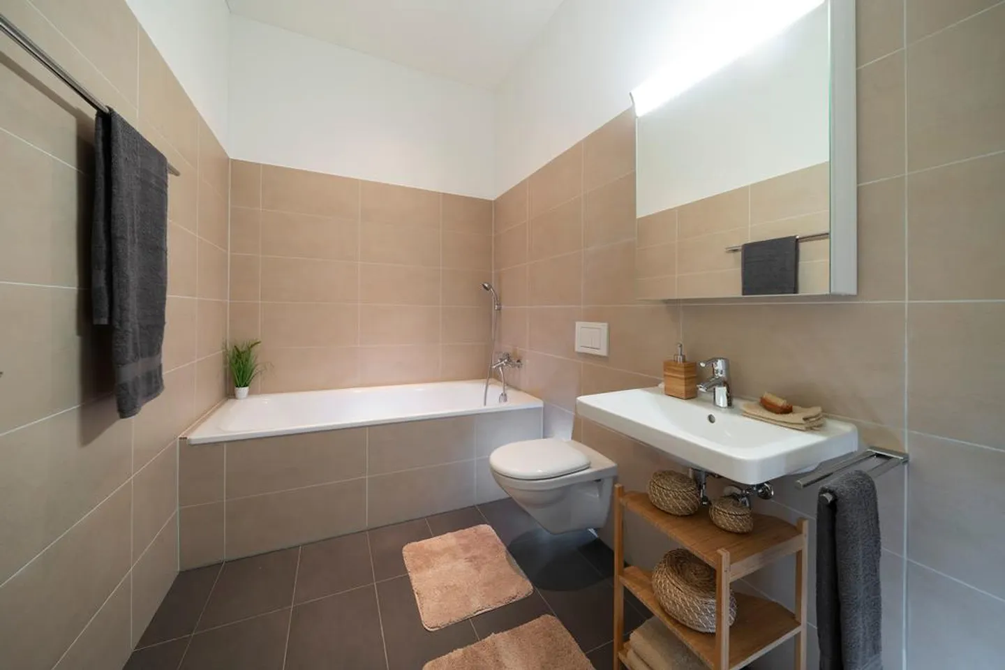 Appartement 3.5 pièces ultra moderne au cœur d'Altstätten ! - Photo 5 sur 11