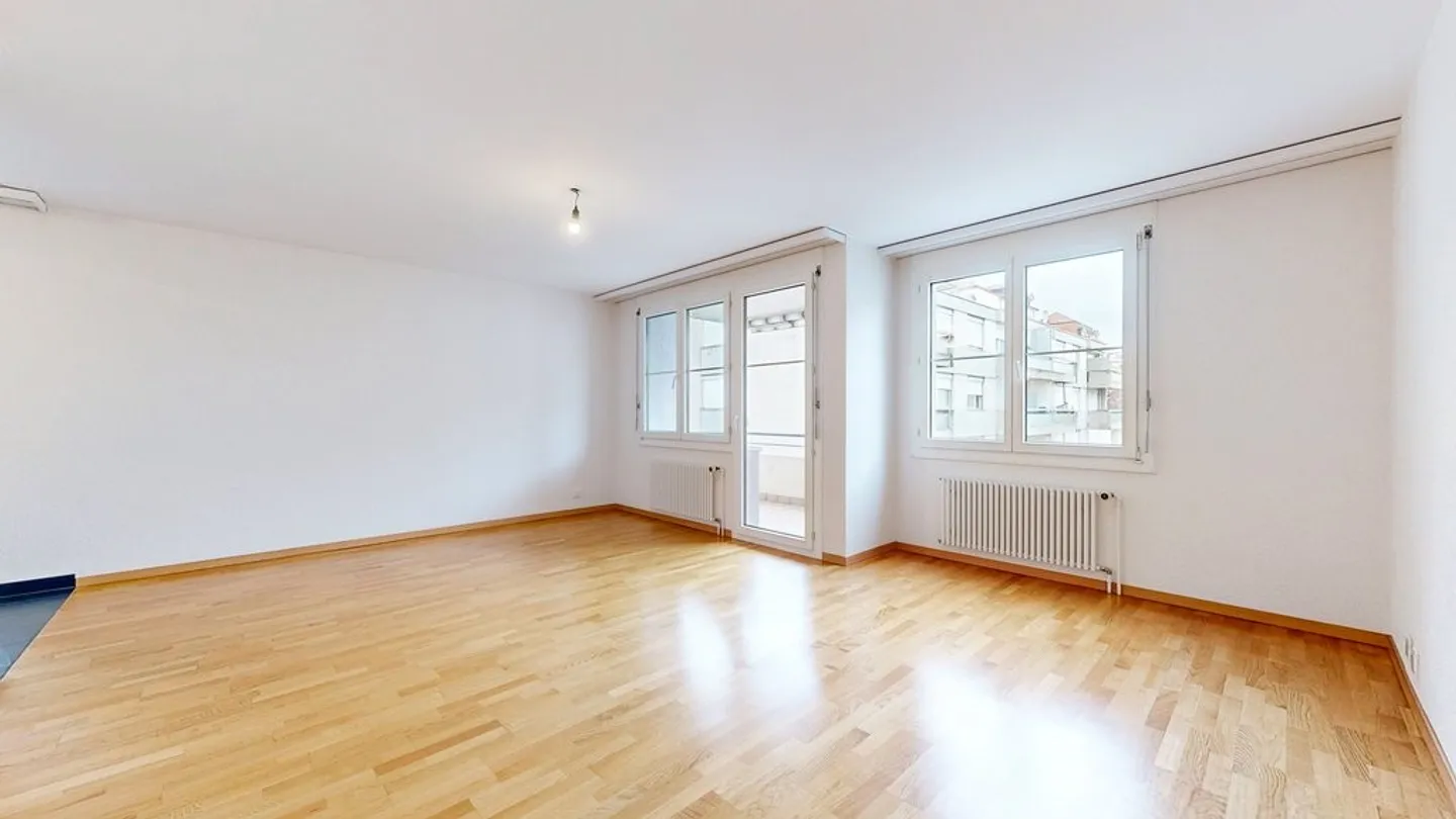 2,5-Zimmer-Wohnung im 4. Stock mit Aufzug - Foto 6 von 9