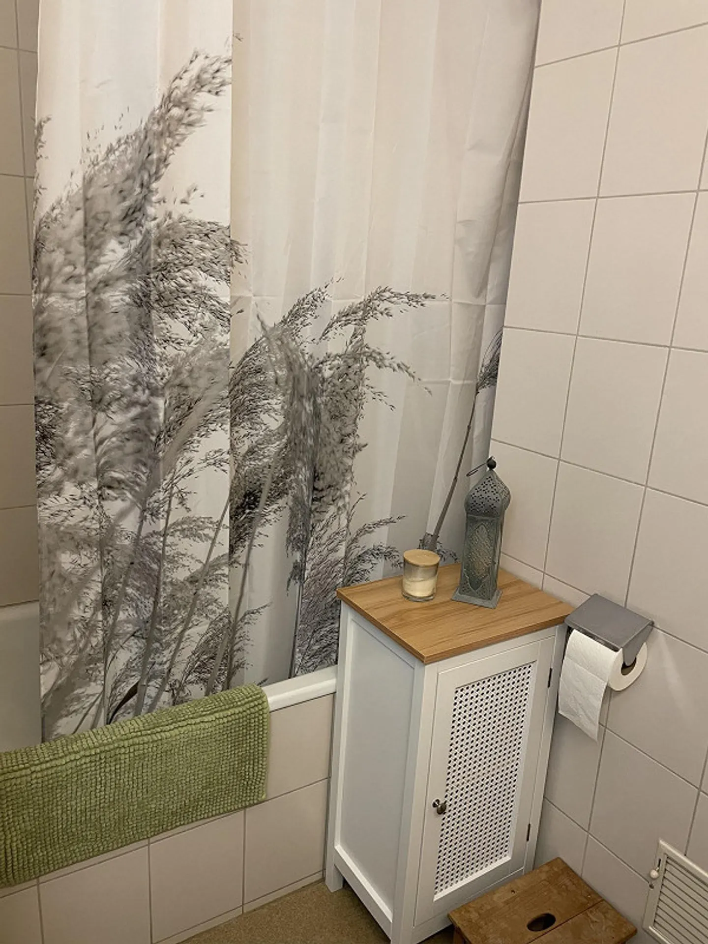 A Place to Feel Good – Charming Apartment in the Sandrain District - Photo 4 of 7