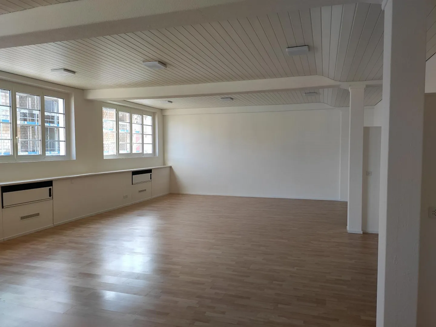 Praxis-/Therapieräumlichkeiten zu vermieten - Foto 1 von 4