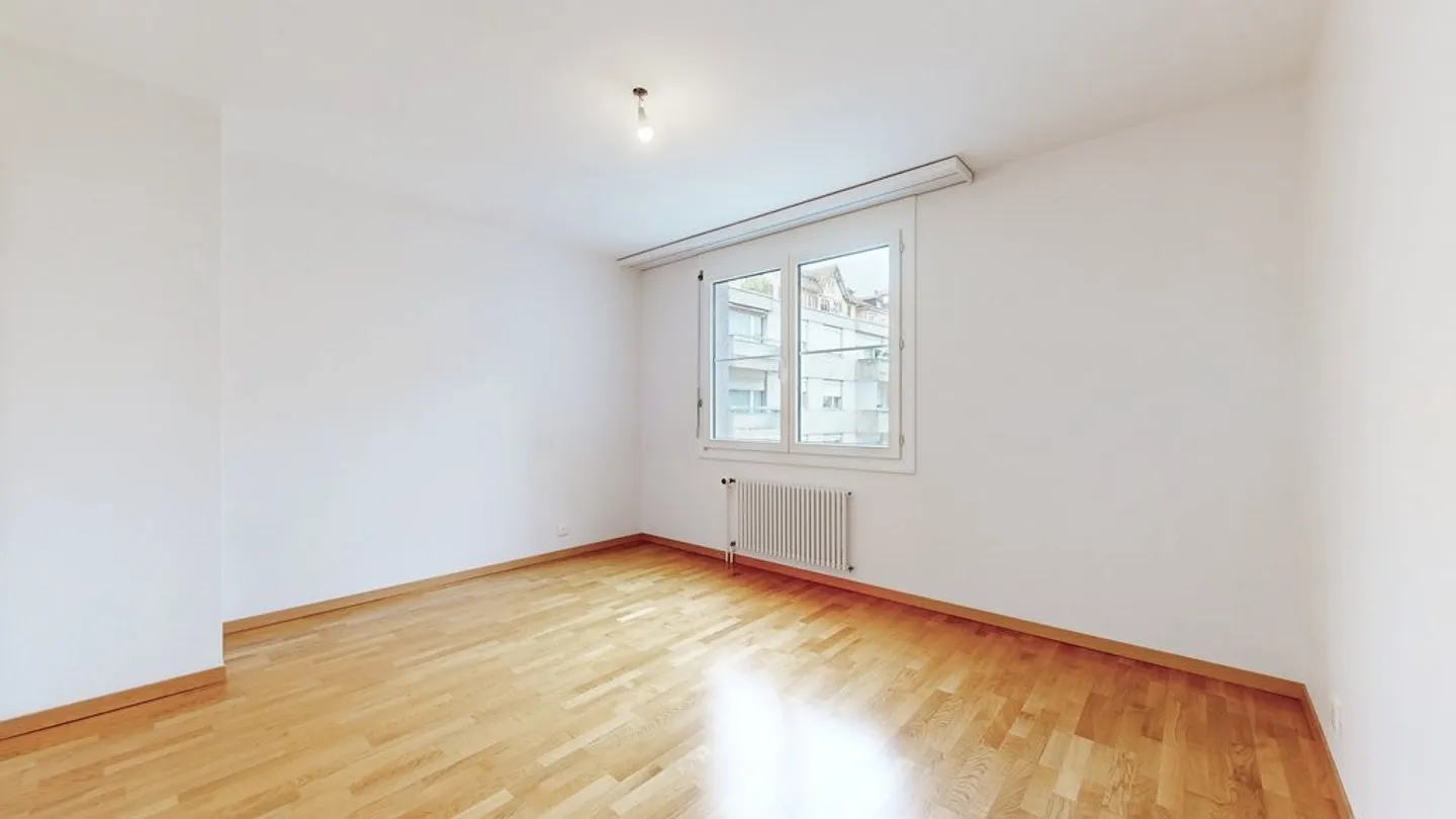 2,5-Zimmer-Wohnung im 4. Stock mit Aufzug - Foto 7 von 9