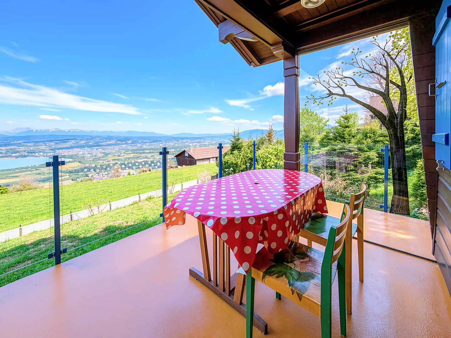Chalet con vista magnifica sulla pianura e sulle Alpi - Foto 3 di 14