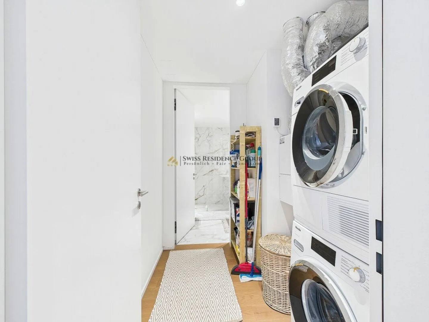 Luxury meets modern - Photo 11 of 17